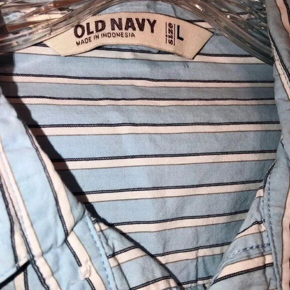 Old Navy Long Sleeve Button Down Shirt Size Large - Picture 4 of 6